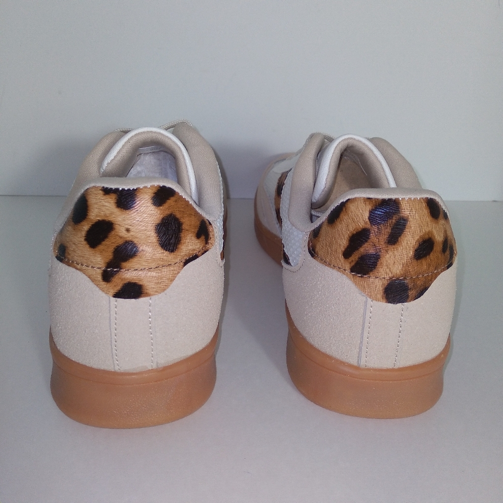 Leopard Print White Mesh Low Top Sneakers - Picture 5 of 6